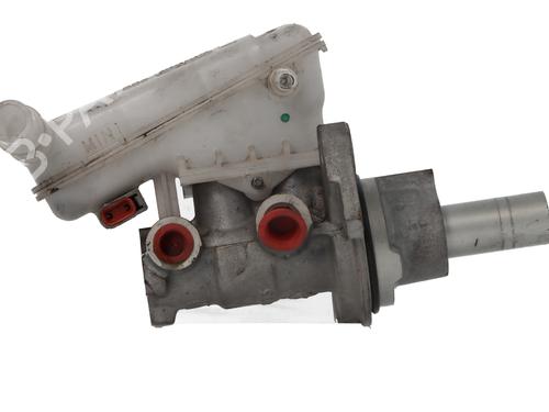 Used Brake master cylinder FORD FIESTA VI (CB1, CCN) 1.0 (80 hp) 33172734