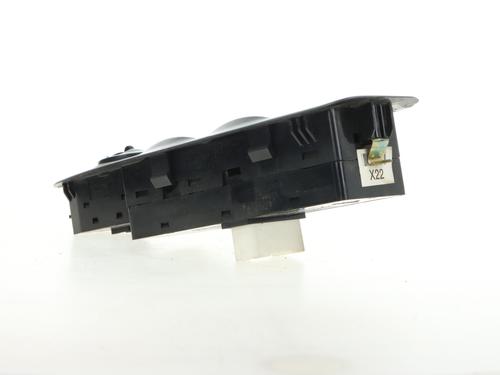 Left front window switch HYUNDAI ELANTRA III Saloon (XD) 2.0 CRDi | BP35975965I27 - Image 2