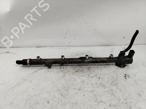 Used Injection rail MERCEDES-BENZ C-CLASS (W203) [2000-2007]  26122188