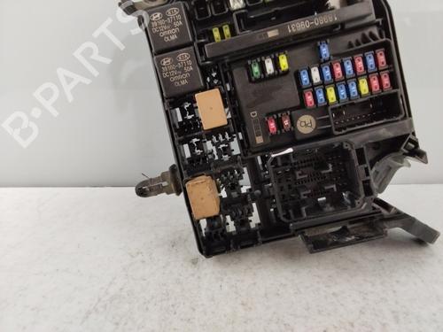 Fuse box HYUNDAI i30 (PDE, PD, PDEN) 1.0 T-GDI | BP18886857E1 