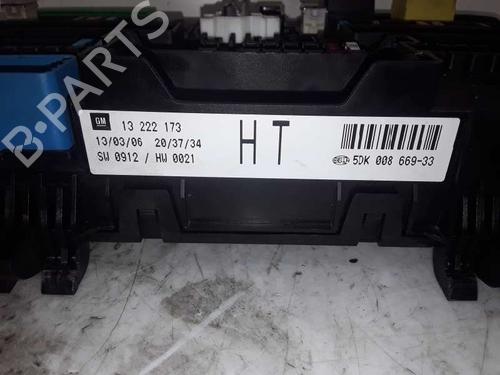 Fuse box OPEL ASTRA H (A04)  | BP8577576E1 