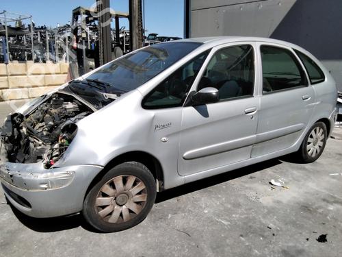 Intake manifold CITROËN XSARA PICASSO (N68) 1.6 HDi | BP20488469M70 