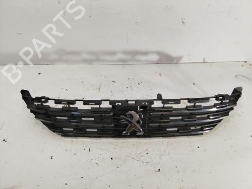 Used Grille Grille PEUGEOT 508 II (FB_, FH_, F3_) 1.5 BlueHDI 130 (FBYHZJ, FBYHZR) (131 hp) 33710048 33710048