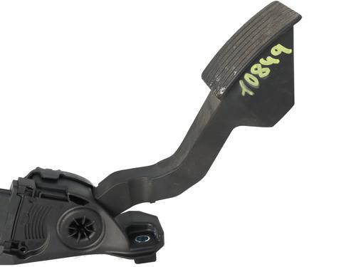 Used Pedal MITSUBISHI MIRAGE / SPACE STAR VI Hatchback (A0_A) 1.2 (A03A) (80 hp) 31946685