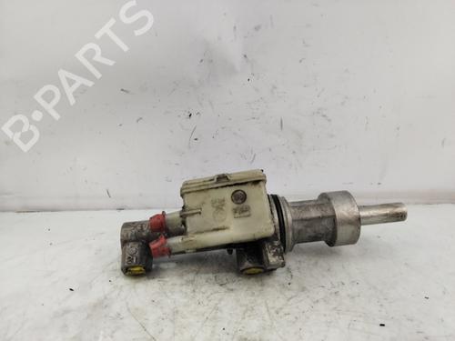 Used Vacuum pump MERCEDES-BENZ VITO Bus (W639) [2003-2025]  22397745