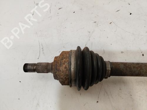 Drivaksel fortil venstre PEUGEOT 307 CC (3B)  | BP29928645M38