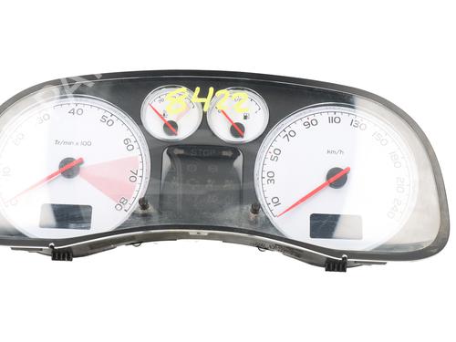 Used Instrument cluster PEUGEOT 307 CC (3B) 1.6 16V (110 hp) 31696478