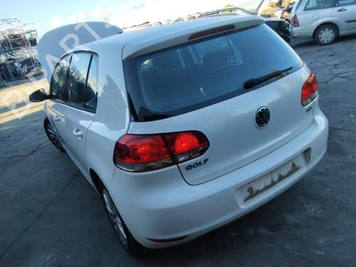 Bagtil kofangere VW GOLF VI (5K1)  | BP30687842C8 