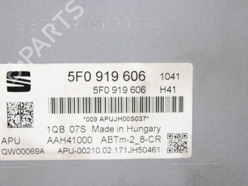 Display SEAT LEON (5F1)  | BP18134742C48 