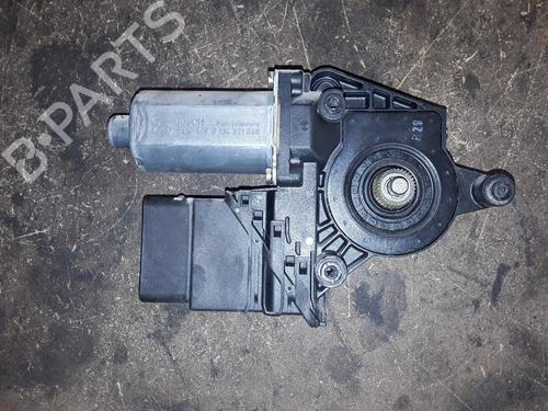 Vindusheismotor høyre foran VW PASSAT B3/B4 (3A2, 35I) [1988-1997]  10248224