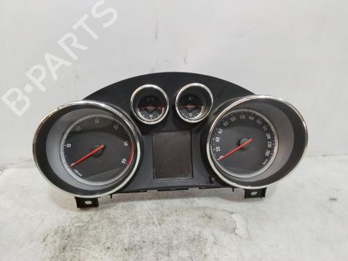 Used Instrument cluster OPEL INSIGNIA A Sports Tourer (G09) [2008-2017]  27456465