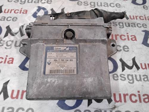 Used Engine control unit (ECU) RENAULT CLIO II (BB_, CB_) [1998-2016]  8579620