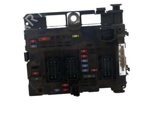 Used Fuse box PEUGEOT 307 (3A/C) [2000-2012]  31093949