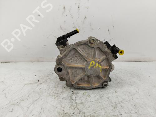 Used Vacuum pump CITROËN C4 CACTUS 1.6 HDi 90 (92 hp) 24443912