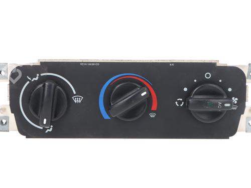 Used Climate control Climate control FORD TRANSIT Bus (FD_ _, FB_ _, FS_ _, FZ_ _, FC_ _) 2.2 TDCi (110 hp) 33689117 33689117