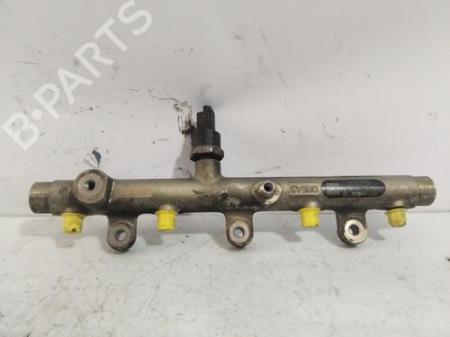 Injection rail CITROËN C5 I (DC_) 2.0 HDi (DCRHZB, DCRHZE) | BP25873101M98 