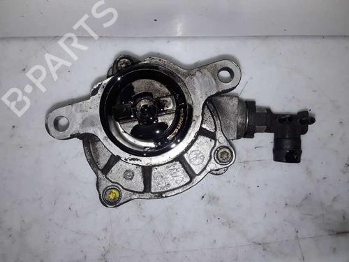Used Vacuum pump RENAULT ESPACE III (JE0_) 2.2 dCi (JE0K) (130 hp) 8567582