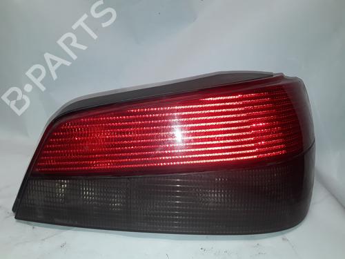 Used Right taillight PEUGEOT 306 Hatchback (7A, 7C, N3, N5) [1993-2003]  10059747