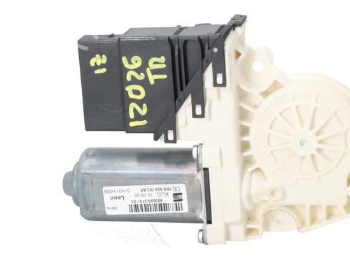 Left rear window motor SEAT LEON (1P1) | BP37229867E23 - Image 2