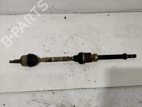 Used Right front driveshaft RENAULT MEGANE IV Hatchback (B9A/M/N_) [2015-2025]  30199134