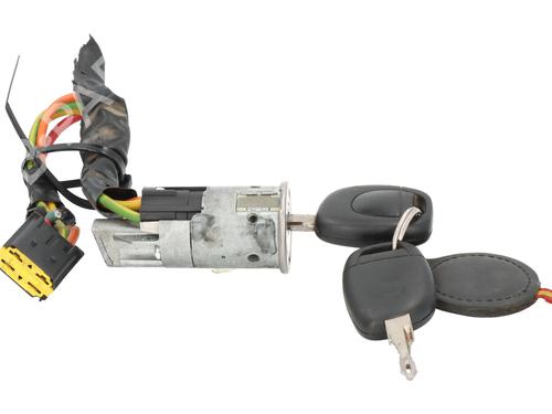 Used Ignition barrel RENAULT CLIO II (BB_, CB_) [1998-2016]  30681492