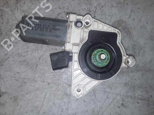 Rudehejsemotor forskærm højre MERCEDES-BENZ E-CLASS Coupe (C207) [2009-2016]  12315233