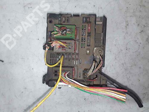 Used Fuse box Fuse box CITROËN XSARA (N1) 2.0 HDi 90 (90 hp) 8570714 8570714