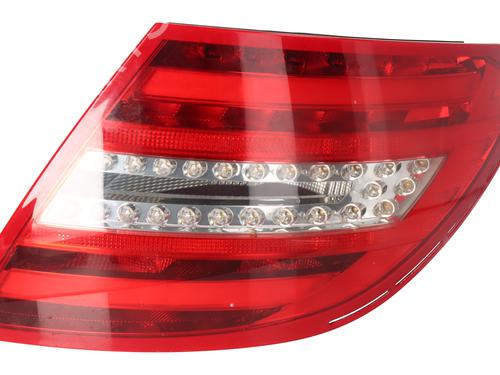 Used Right taillight MERCEDES-BENZ C-CLASS (W204) C 180 CDI (204.000) (120 hp) 32188206