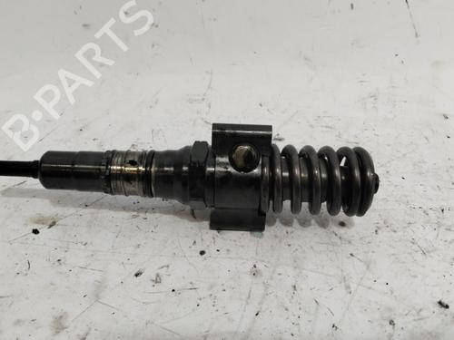 Used Injector AUDI A3 (8P1) 2.0 TDI 16V (140 hp) 27590594