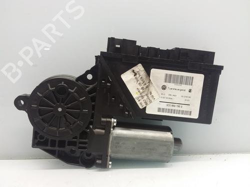 Used Right rear window motor VW TOUAREG (7LA, 7L6, 7L7) 3.0 V6 TDI (225 hp) 9555260