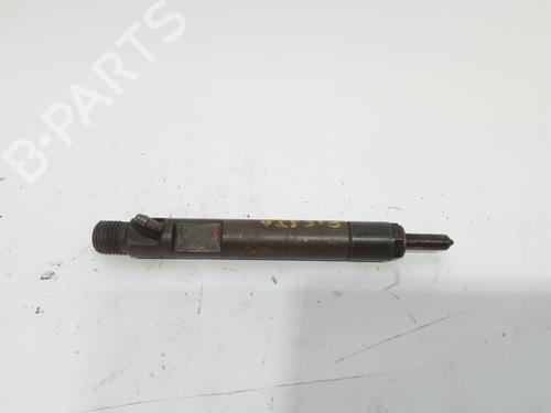 Used Injector FORD FIESTA V (JH_, JD_) 1.6 TDCi (90 hp) 15358885