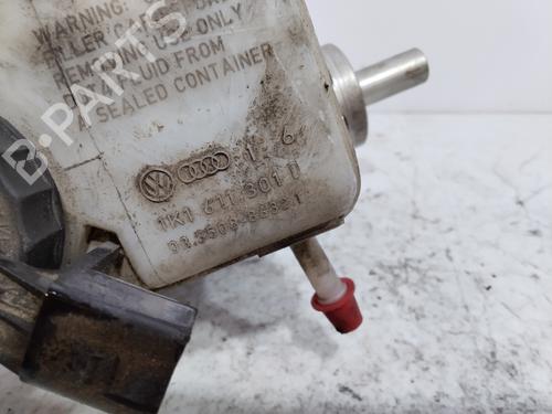 Brake master cylinder SEAT LEON (1P1) 1.9 TDI | BP27620929M77 