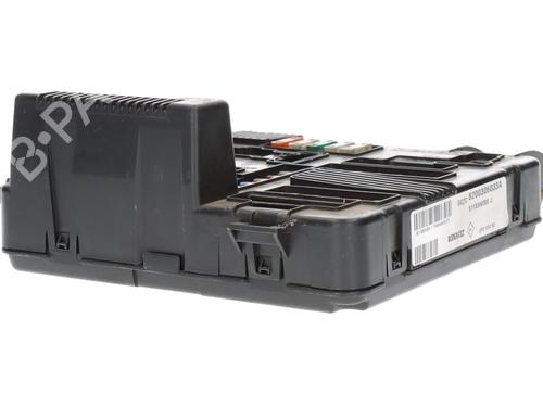 Fuse box RENAULT MEGANE II Saloon (LM0/1_) 1.9 dCi (LM0G, LM1G, LM2C) | BP29932806E1