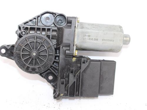 Rudehejsemotor bagstkærm højre VW GOLF V (1K1) [2003-2010]  15182175