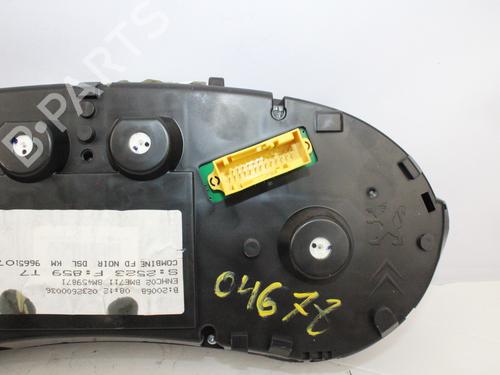 Instrument cluster PEUGEOT 308 SW I (4E_, 4H_) 1.6 HDi | BP15203352C47 