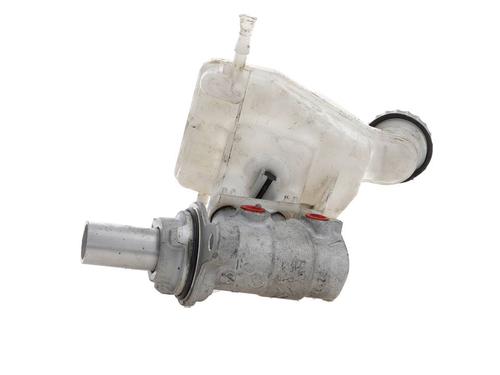 Used Brake master cylinder Brake master cylinder DS DS 7 Crossback (J4_, JR_, JC_) [2017-2026] 39960543 39960543