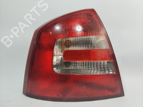 Used Left taillight SKODA OCTAVIA II (1Z3) [2004-2013]  22616538