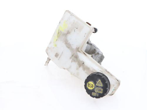 Used Brake master cylinder PEUGEOT 2008 II (UD_, US_, UY_, UJ_, UR_, UC_) [2019-2025]  30311180