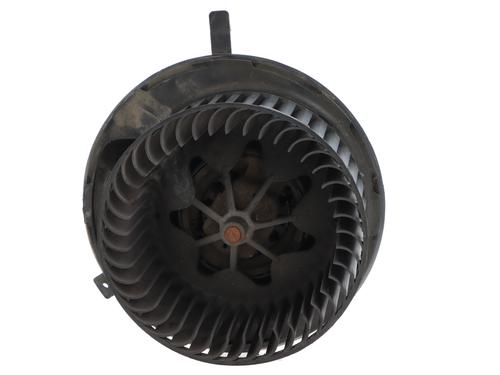 heater-blower-motor-audi-a3-sportback-8pa-2004-2005-2006-2007-2008-2009-2010-2011-2012-2013-2014-2015-34697611 main image