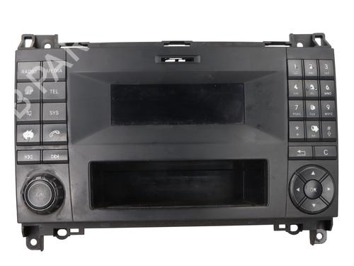 Used Radio MERCEDES-BENZ SPRINTER 3-t Van (B906) [2006-2018]  32139541