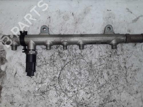 Used Injection rail RENAULT MEGANE II (BM0/1_, CM0/1_) 1.9 dCi (BM0G, CM0G) (120 hp) 8575560