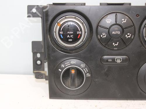 Climate control SUZUKI GRAND VITARA II (JT, TE, TD) 1.9 DDiS All-wheel Drive (JT419, TD44, JB419WD, JB419XD,... | BP18321325I5 