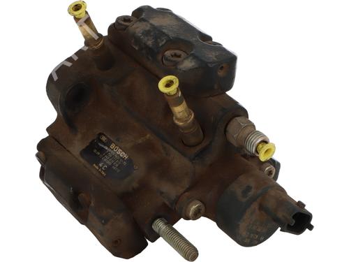 Used Injection pump RENAULT MEGANE II Saloon (LM0/1_) 1.9 dCi (LM0G, LM1G, LM2C) (120 hp) 30262776
