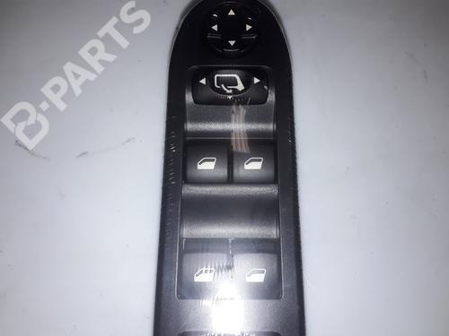 Used Left front window switch Left front window switch PEUGEOT 207 (WA_, WC_) 1.6 HDi (90 hp) 8584131 8584131