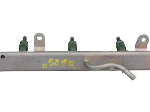 injection-rail-dacia-sandero-ii-175204021r-2012-15523045 main image