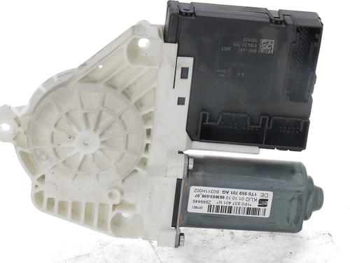 Used Left front window motor Left front window motor SEAT LEON (1P1) 1.6 LPG (102 hp) 32483651 32483651