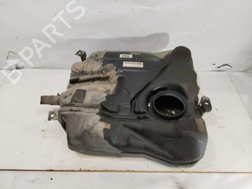 Benzintank Benzintank VOLVO V40 Hatchback (525) D2 (114 hp) 33571354 33571354
