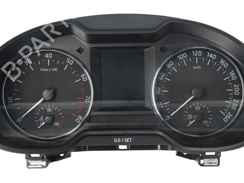 Used Instrument cluster Instrument cluster SKODA OCTAVIA III Combi (5E5, 5E6) 1.8 TSI (180 hp) 32729366 32729366