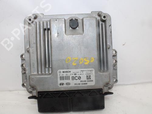 Used Engine control unit (ECU) HYUNDAI i30 (GD) [2011-2025]  15070488