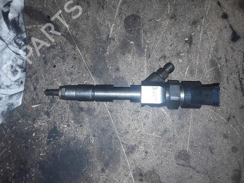 Injektor für OPEL VIVARO A Bus (X83) [2001-2015]  10248156